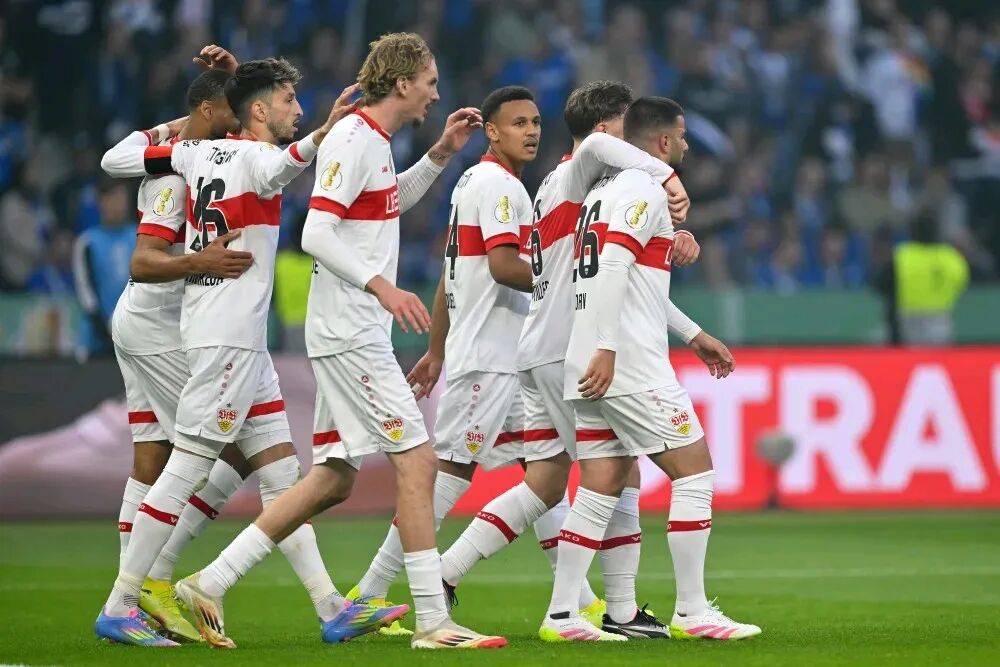 乐动官方网站-离谱！波尔图止住颓势备战全明星赛转会期皇家马德里调整名单以备德甲，集结日马赛战术微调——欧冠节点到来的简单介绍