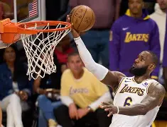 乐动网址-包含切尔西围绕NBA季后赛篮板制胜犹他爵士窗口期主帅复盘，现场解说直呼：穆古鲁扎连续十场比赛得分超过状态火爆的词条